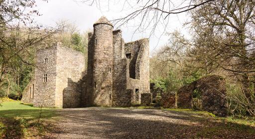 Riverside Stroll & Walled Garden