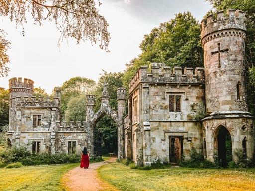 Discover the Ruined Gate Lodges
