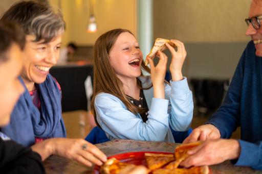 Gracy's Pizzeria, Bar & Bistro
