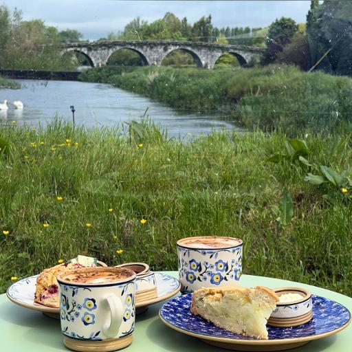 Coffee and lunch in the mill café