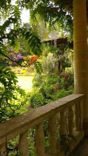 Grecian Temple & Viewpoints