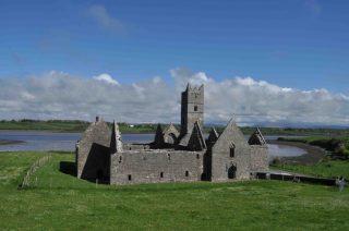Wander the church and cloister