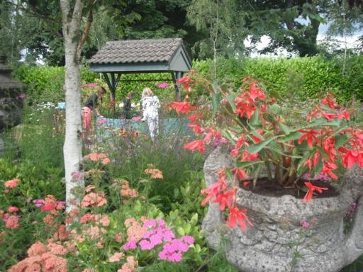 Themed gardens