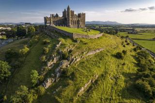 Explore the medieval cluster
