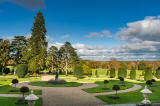 Explore the Formal Gardens & Arboretum