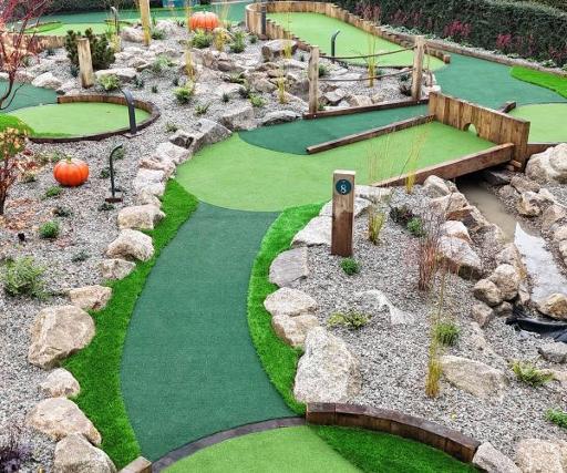 Adventure Golf