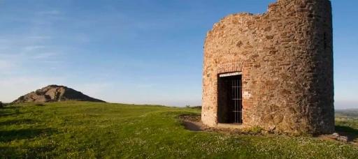 Sister sites: Vinegar Hill and Enniscorthy Castle